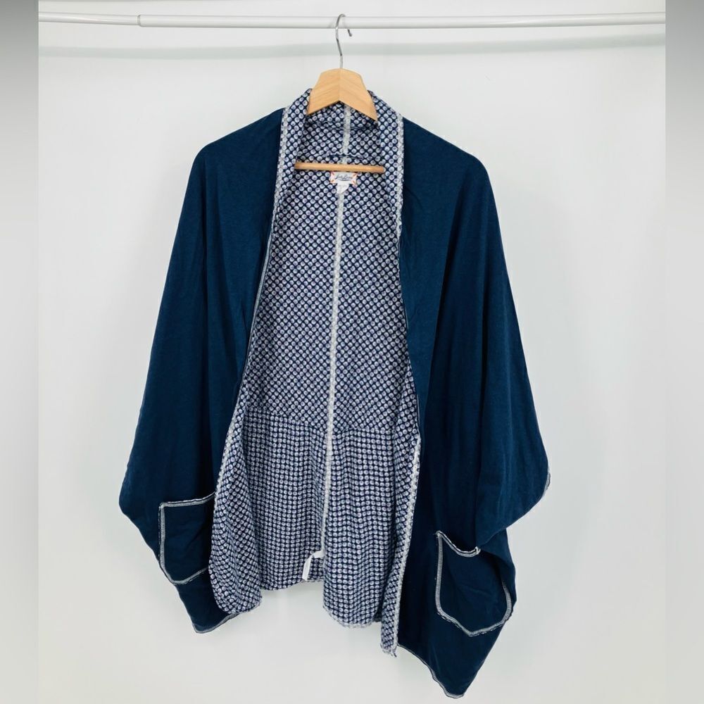 Lucky Brand Blue and White Women's Blouse